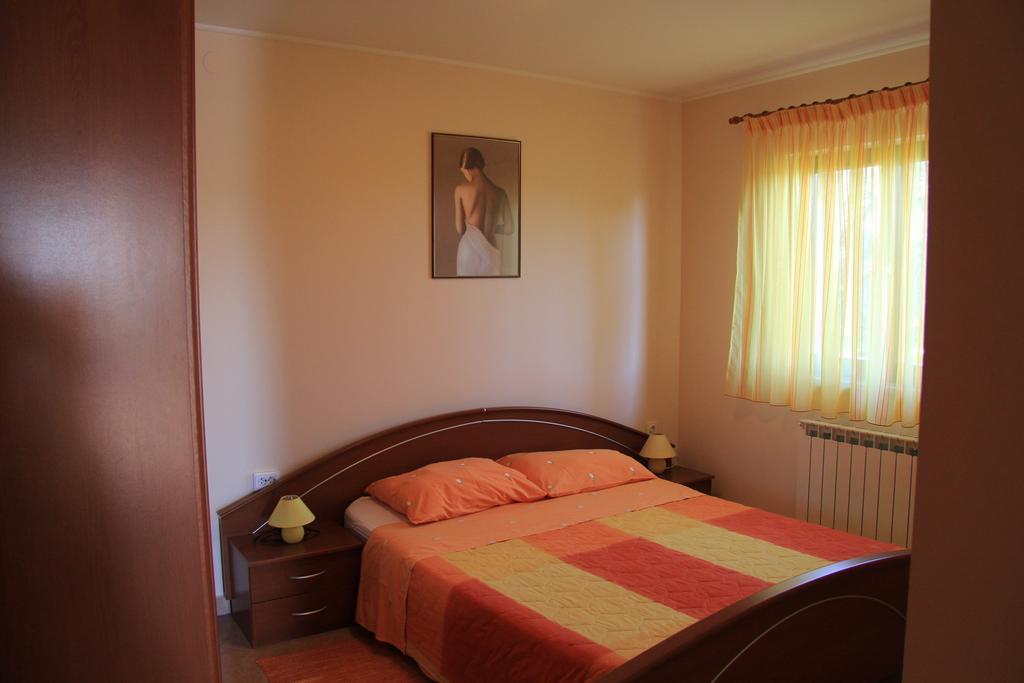 Apartments Jasna Umag Bilik gambar